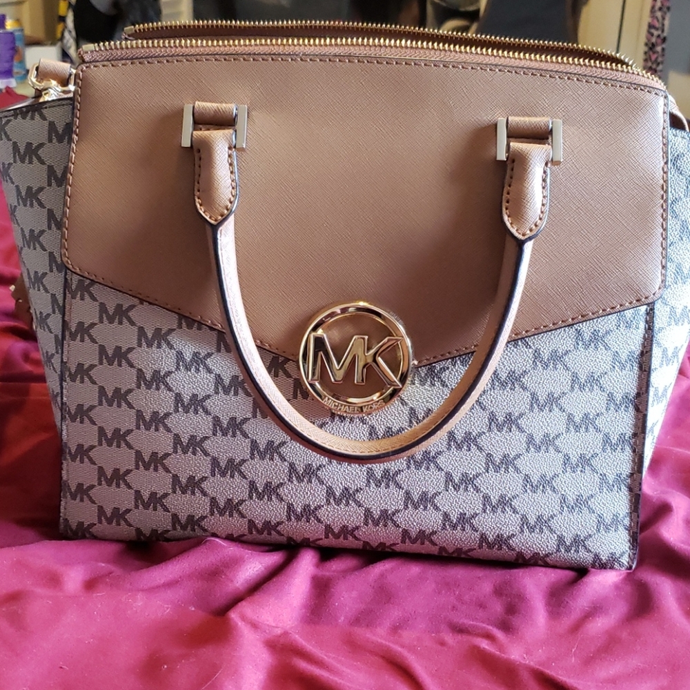 Michael Kors bag